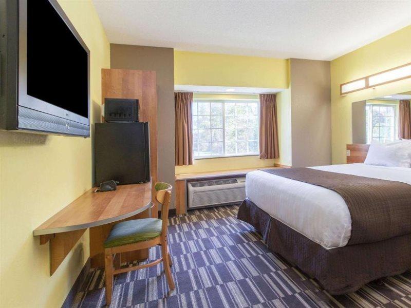 Microtel Inn & Suites By Wyndham Johnstown Kültér fotó