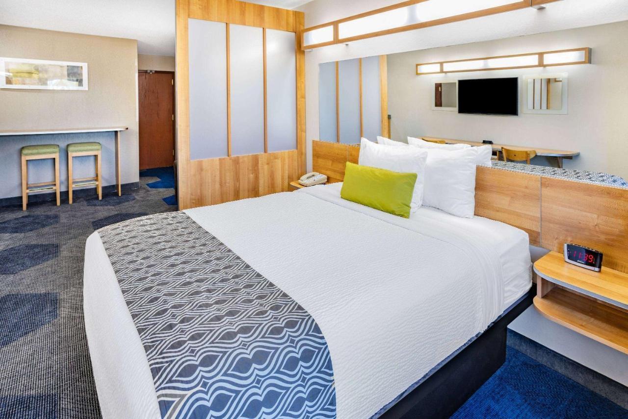 Microtel Inn & Suites By Wyndham Johnstown Kültér fotó